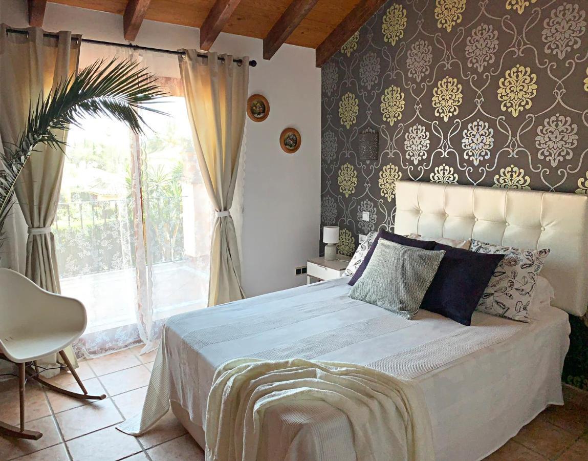 Villa Nabrisa Marbella, 5 Bedroom, Private Pool, Garden, Bbq