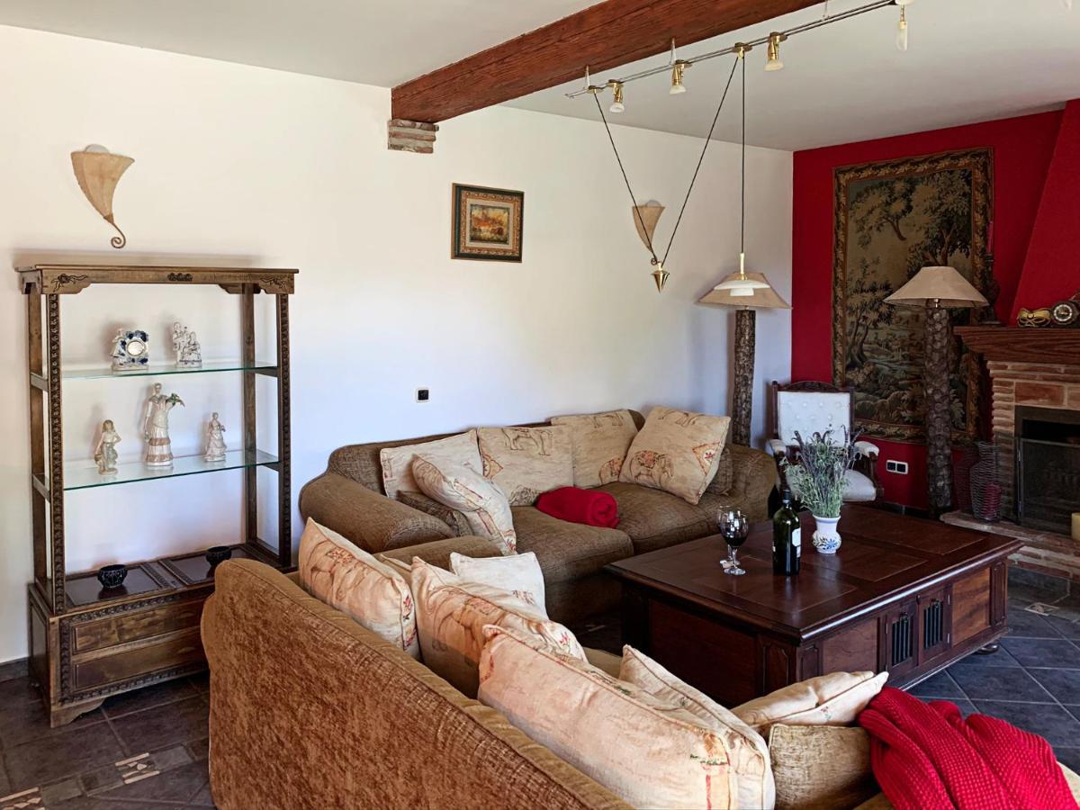 Nabrisa Marbella, 5 Bedroom, Private Pool, Garden, Bbq * Marbellac